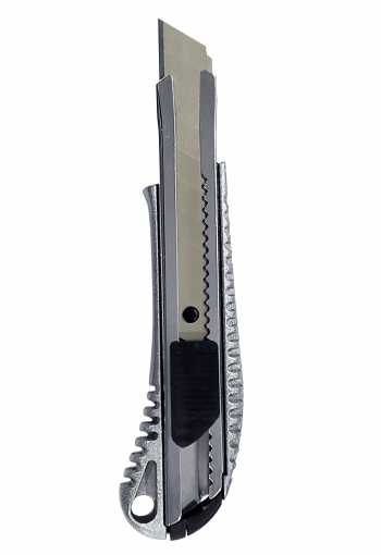 Profesionální celokovový nůž