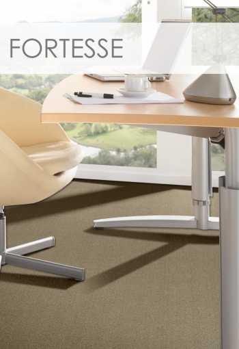 Metrážový koberec FORTESSE SDE New 40 Hnědý