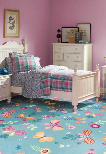 Dětský metrážní koberec PAPILLON 27