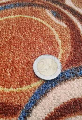 [koberec-drops-64-3.jpg]