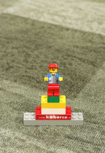 [behun-icona-29-6.jpg]