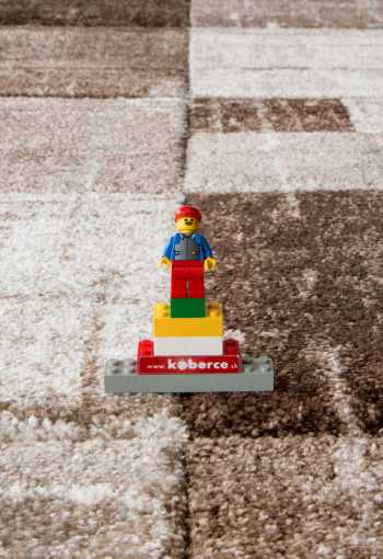 [koberec-jasper-brown-3.jpg]