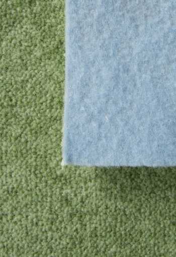 [koberec-roden-611-4-.jpg]