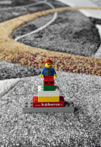 [kusovy-koberec-diamond-24180-695-3.jpg]