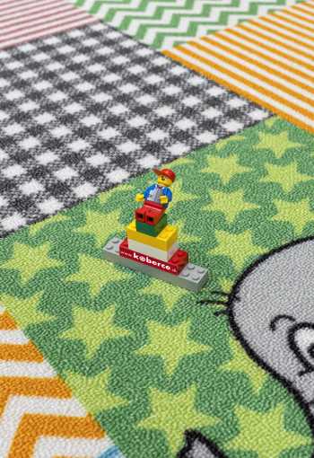 [detsky-metrazny-koberec-animals-new-8650-2.jpg]