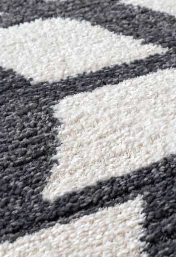 [koberec-fjord-jonas-50424-690-2.jpg]