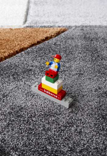 [kusovy-koberec-warner-4205a-cooper-2.jpg]