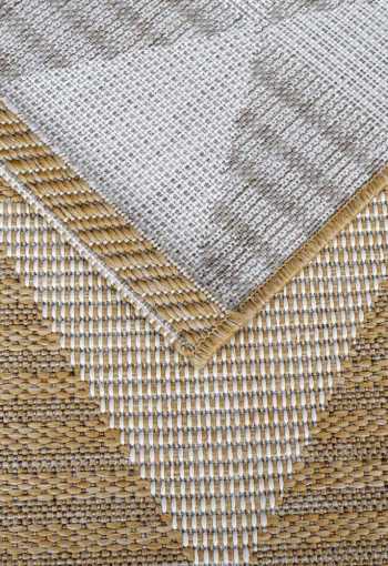 [kusovy-koberec-flat-21132-gold-4.jpg]