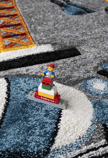 [kusovy-koberec-diamond-kids-24220-95-2.jpg]