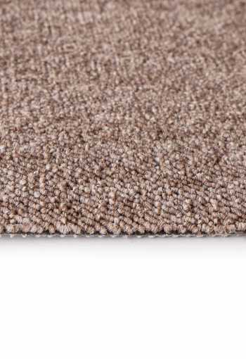 [metrazny-koberec-vienna-93-hneda-3.jpg]