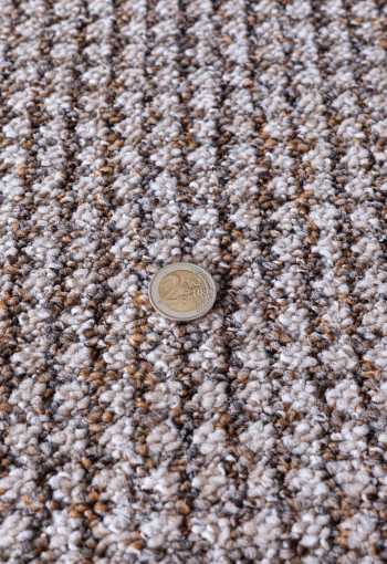 [metrazny-koberec-bastia-3718-konakova-1.jpg]