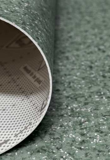 [pvc-magnum-121606-2.jpg]