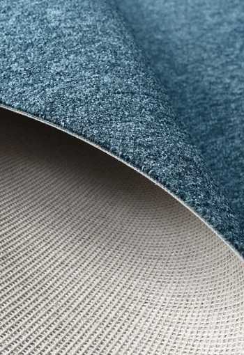 [lyon-solid-blue-82-5.jpg]