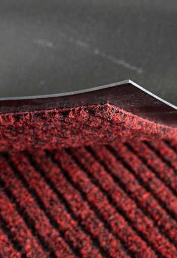 [cistiaca-rohoz-valdez-40-cervena-4.jpg]