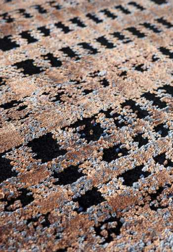 [kusovy-koberec-versailles-902-terra-1.jpg]