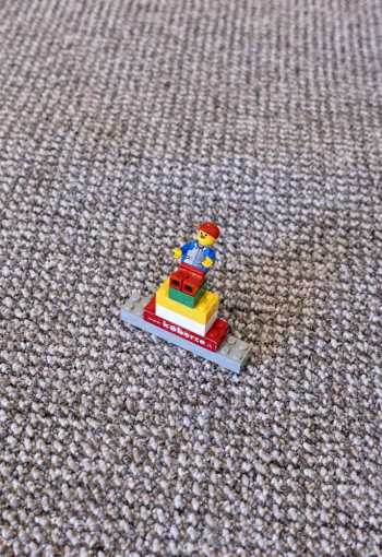 [metrazny-koberec-titan-1423-sivo-bezovy-2.jpg]