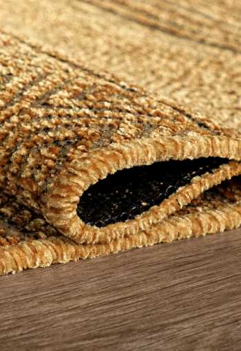 [kusovy-koberec-saran-268-mustard-3.jpg]