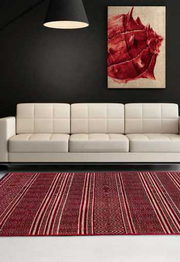 [kusovy-koberec-saran-330-red-5.jpg]