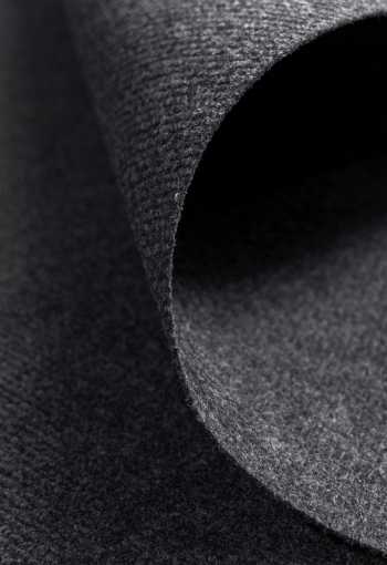 [podkladovy-koberec-budget-890-antracit-3.jpg]