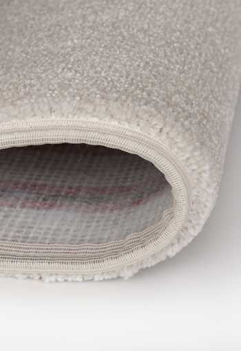 [metrazny-kobrec-sentiment-33-4.jpg]