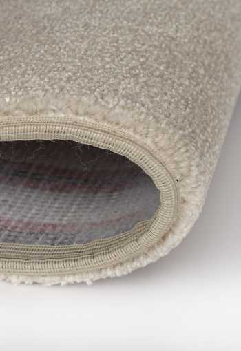 [metrazny-kobrec-sentiment-35-4.jpg]