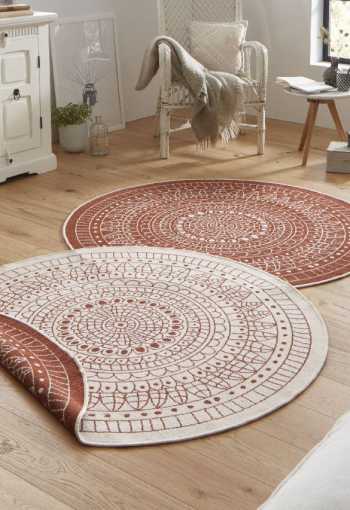 [103102_r_mil-1-.jpg]