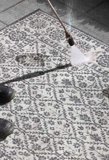 [103116_cleaning.jpg]