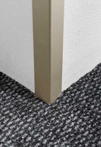 [ochranny-rohovy-profil-samolepiaci-sampan-2.jpg]