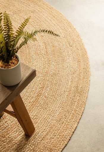 [koberec-jute-braided-106006-gold-4.jpg]