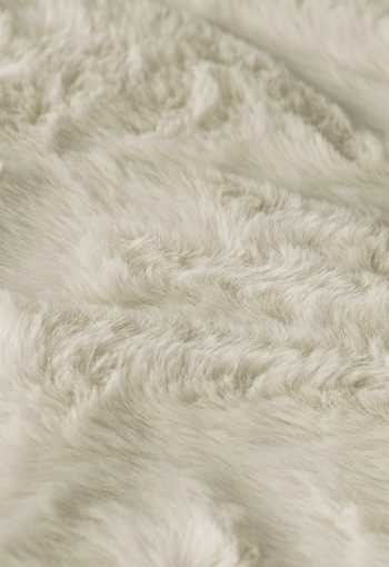 [predlozka-do-kupelne-rabbit-new-almond-1.jpg]