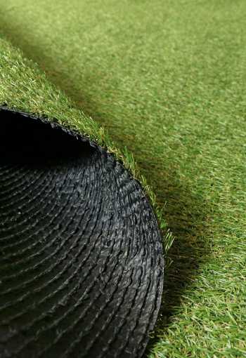 [umely-travnik-spectal-4.jpg]