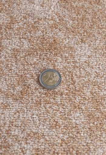 [metrazny-koberec-delight-64-zlata-2.jpg]