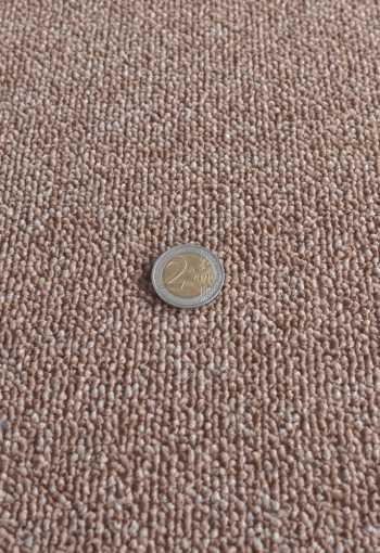 [metrazny-koberec-nero-33-2.jpg]