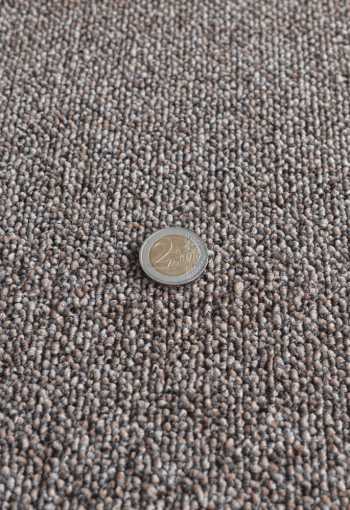 [metrazny-koberec-nero-94-2.jpg]