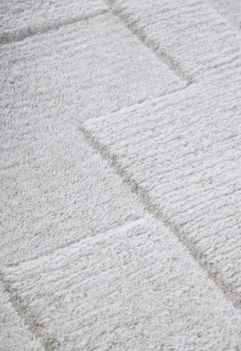 [106178_l_zoom1.jpg]