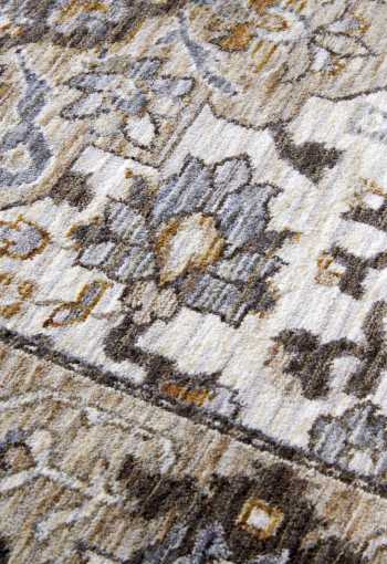 [106136_l_zoom1.jpg]