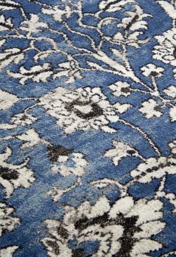 [106119_zoom1_behun.jpg]