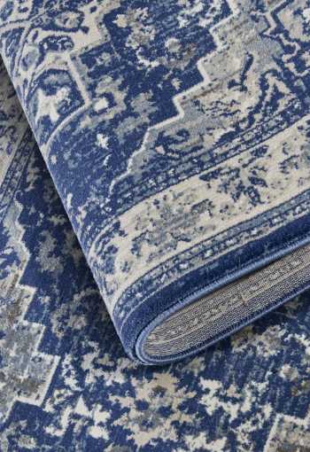 [106123_det2_behun.jpg]