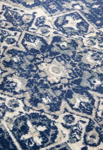 [106123_zoom1_behun.jpg]