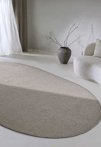 [106049_oval_mil.jpg]