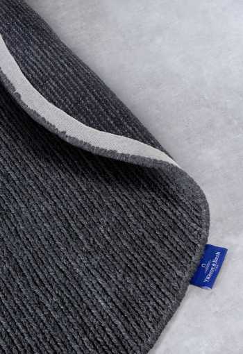 [106051_oval_det.jpg]