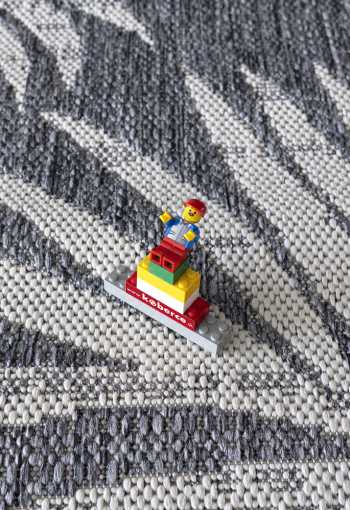 [kusovy-koberec-casa-607-silver-2.jpg]