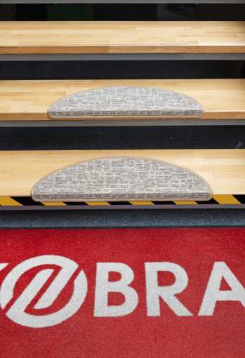 [schodove-naslapy-alassio-bezova-5.jpg]