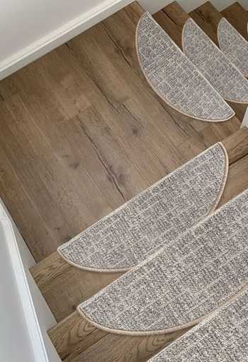 [schodove-naslapy-alassio-bezova-6.jpg]