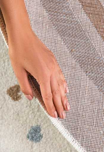 [detsky-kusovy-koberec-106304-2.jpg]