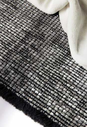 [106310_det3_behun.jpg]