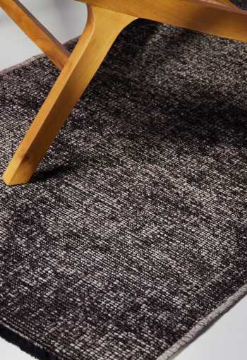 [106311_zoom2_behun.jpg]