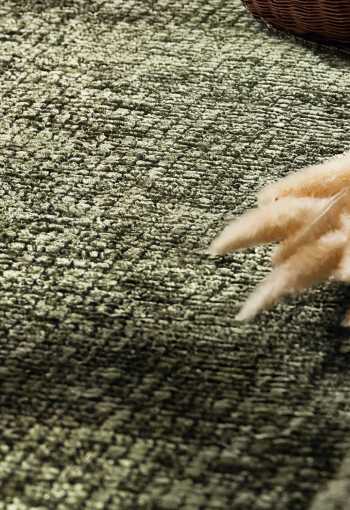 [106313_det3_behun.jpg]