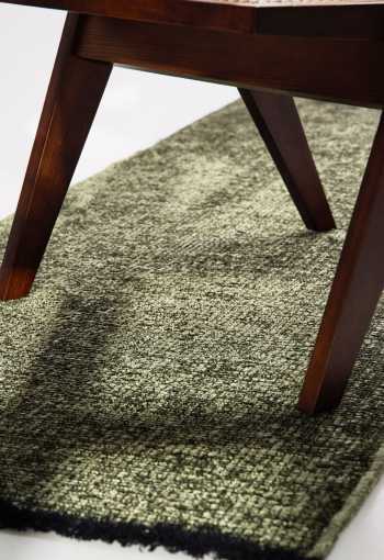 [106313_zoom2_behun.jpg]