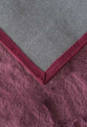 [kusovy-koberec-bunny-n9-4.jpg]